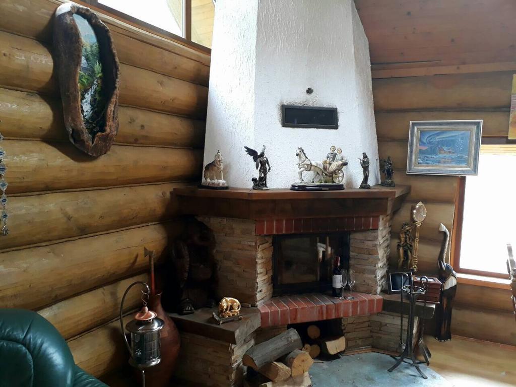 Hostal Rancho 555 Úzhgorod Exterior foto
