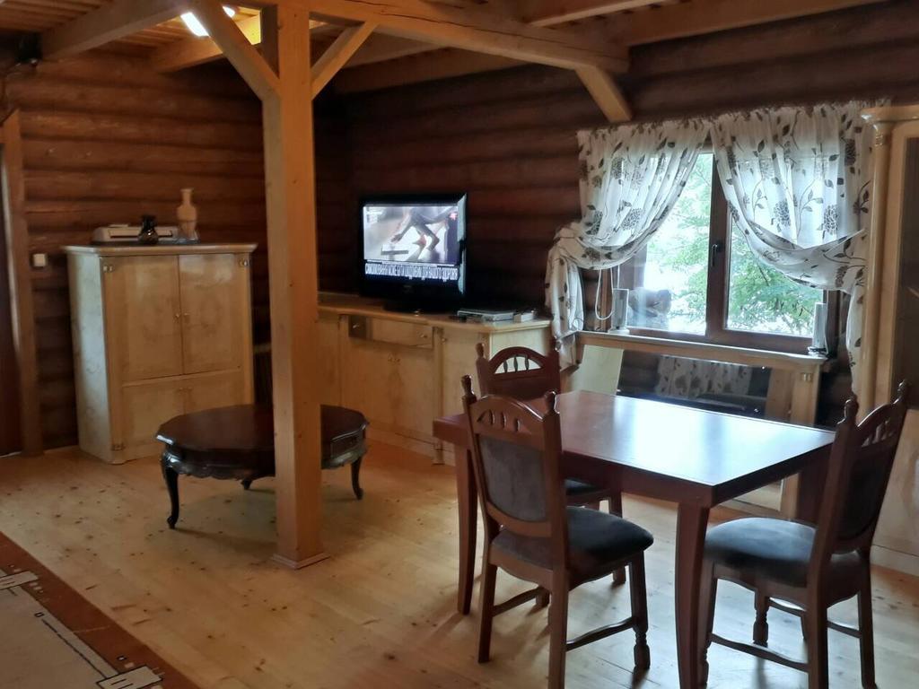 Hostal Rancho 555 Úzhgorod Exterior foto