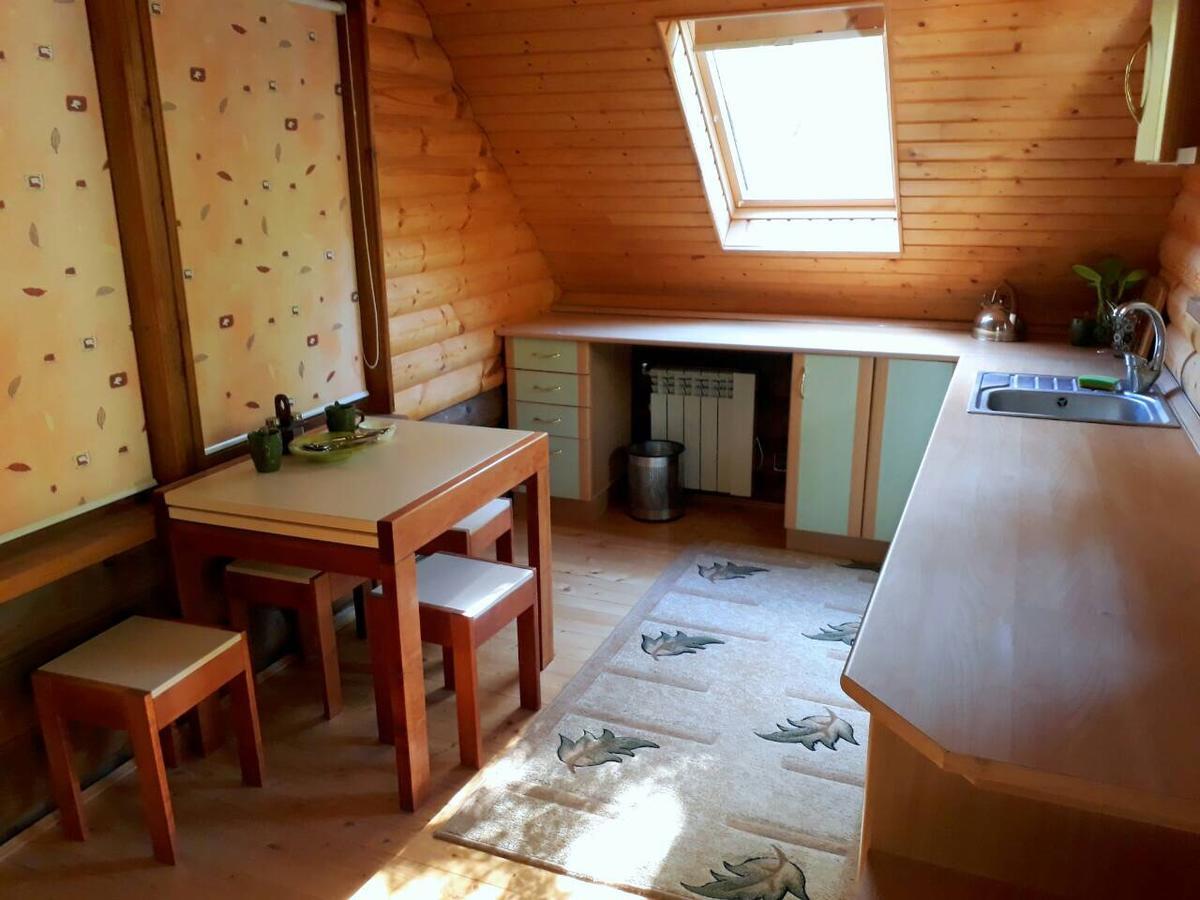 Hostal Rancho 555 Úzhgorod Exterior foto